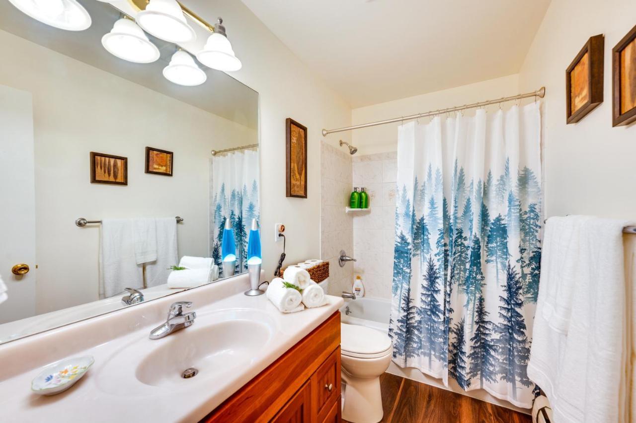Estes Park Condo Rental Balcony With River Views! Exterior photo